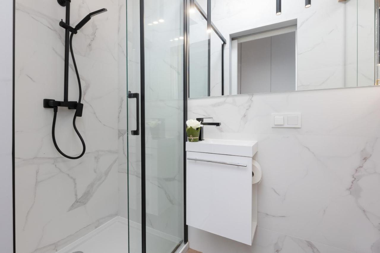 Warsaw Mokotow Apartment With 2 Bedrooms By Noclegi Renters Extérieur photo
